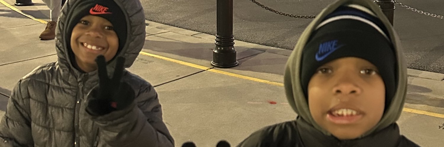misskhalyss's profile banner image