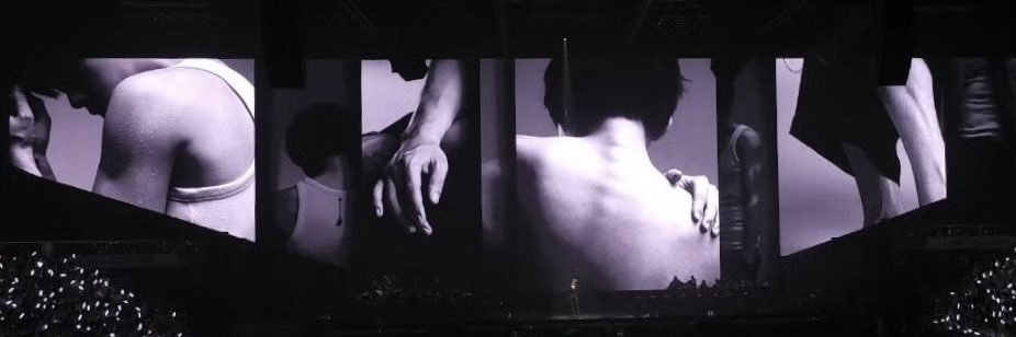 柳 banner