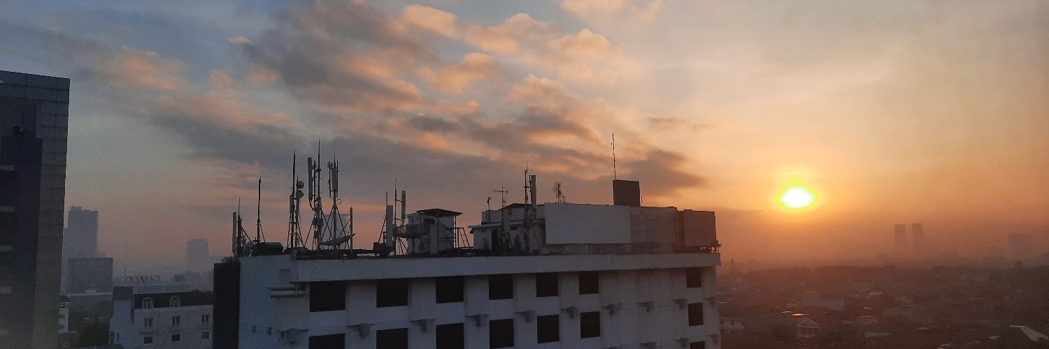 lukitapradhevi's profile banner image