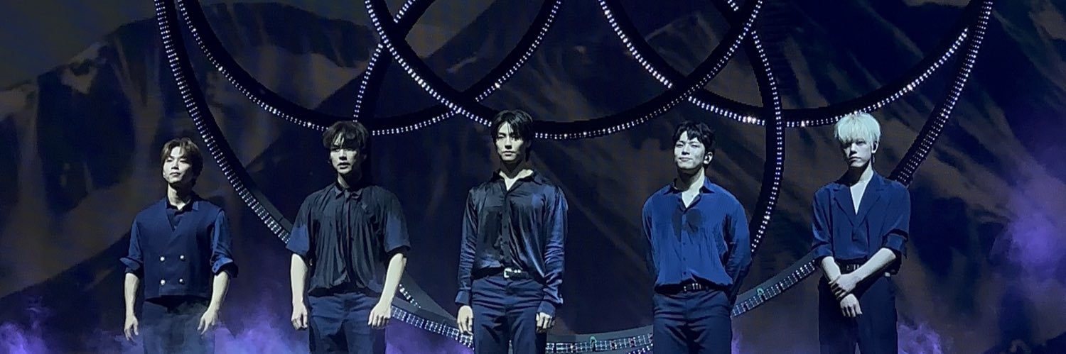 hhhsiang_'s profile banner image