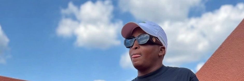 thabok_'s profile banner image