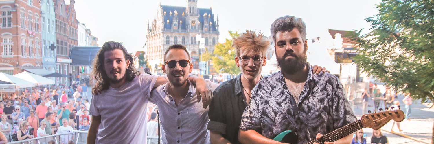 Weekend Stranger banner