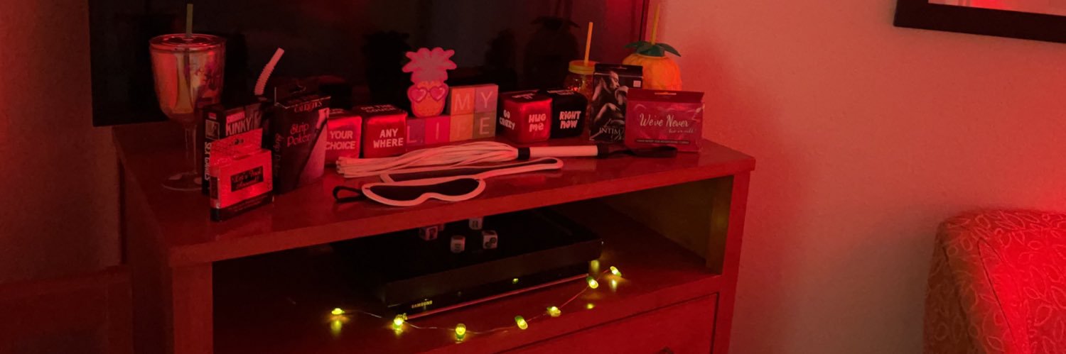 LifeSocialsClub's profile banner image