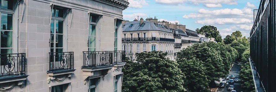 Laura Corrigan banner