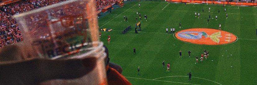 leonorfreis's profile banner image