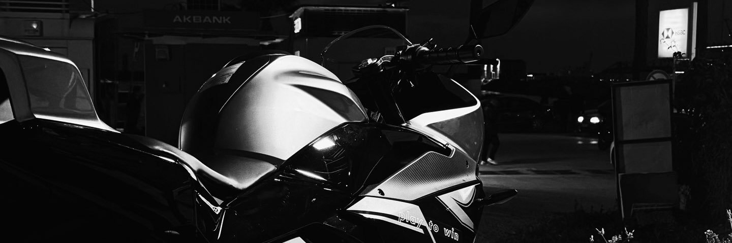 kadiruzeer's profile banner image
