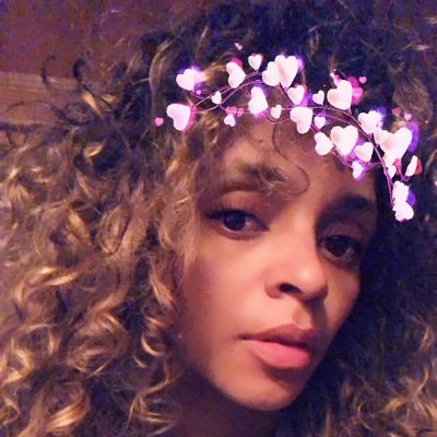 AyQueGina's profile picture. The Twitterverse is undefeated