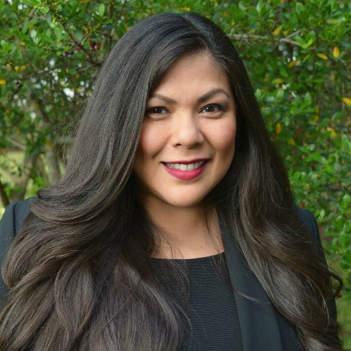 Director of Employer Engagement @hireUTexas #EtiquetteConsultant. Passionate about empowering others to become the best version of themselves.