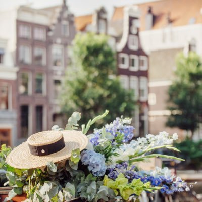 helenthealth's profile picture. 