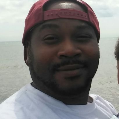 ZONINGSTONERS's profile picture. #zoningstonerswitdamunchies Building #awareness zoning stoners wit da munchies #bulimia #anorexia #weed #zoningstonerswitdamunchies