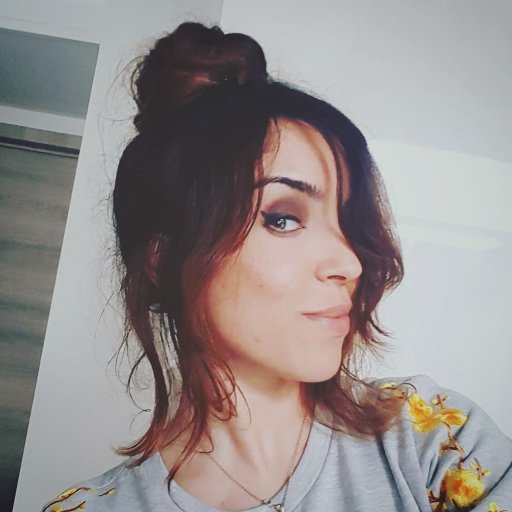 Creative Designer & Artist 💜 Let's bring YOUR ideas into life🌠 Passion&Enthusiasm as lifestyle💛 🕉💛 Fitness, my meditation 📩elena@ideas2earth.com