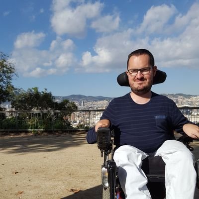 GuillemotN's profile picture. Je me cache aussi derrière @FCN_Altitude depuis 2013