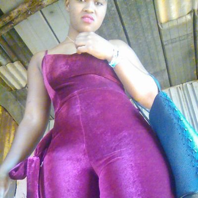 SibongileSkos11's profile picture. caring💝

friendzoner👌

adores 💖

God's favorite daughter👏

Good Mother

son Chegofatswo👼

Lunga and Zinhle