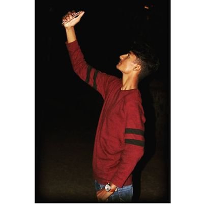 Sonu99450287's profile picture. Good vibes only 💚
CRICKETER.