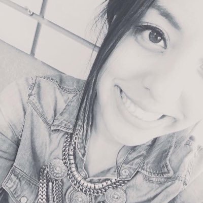 flaqiitt's profile picture. Pase lo que pase no te detengas 💐💛