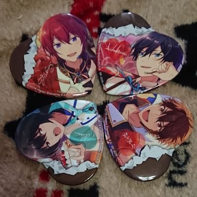小鳥 初回ツイフィ必読 おそ松六年生はメイトで予約しようと思ってるけどどなたか特典イラストカードのおそ松 兄さんを十四松と交換してくれる方いないかな