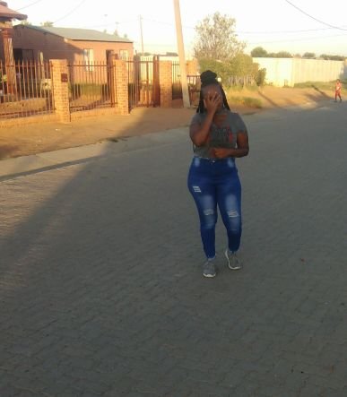 LouwPoetess's profile picture. I can't elaborate by mere uttering, but may my words flow so smooth from ur eardrums to reach ur arteries.
A poetess, motivational speaker and God fearing