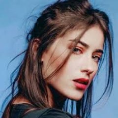 Dounia_KMfan's profile picture. محاولة التحاور مع شخص لا يستند في كلامه لأي منطق أشبه بإعطاء الدواء لجثة ميتn