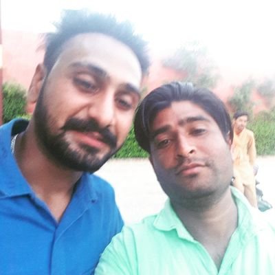 Fariyad18727671's profile picture. 