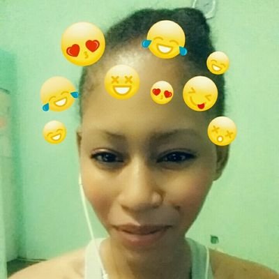 Neleelee's profile picture. 