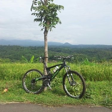 It's not about the bike.
Referensi: http://t.co/Vv8thylZQH