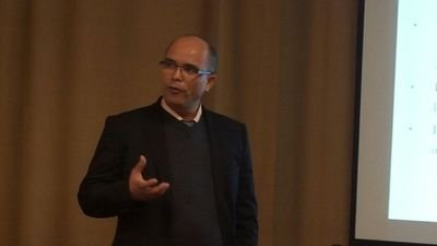 BASLAM MOHAMED
- Docteur en sciences de gestion
- Gérant de cabinet conseils
- Enseignant chercheur
