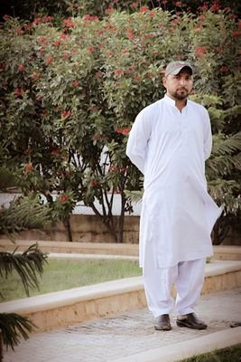 ﺍﭘﻨﺎ ﻟﮩﺠﮧ ﺗﻮ ﺩﯾﺠﺌﯿـﮯ ﮔﺎ ﻣﺤﺘﺮم
ﺍﮎ ﺳﮕﺮﯾﭧ ﺳﻠﮕﺎﻧﺎ ﮨـﮯ ﻣﺠﮭـﮯ۔۔۔!!🥀🌜🦋
🚬
