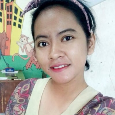 kimafreal's profile picture. 