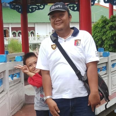 Arnasz_ok's profile picture. 