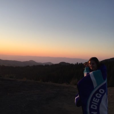 bellaholt__'s profile picture. 