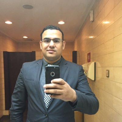 Munir21273944's profile picture. smile