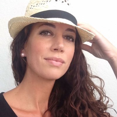 Lisa39604464's profile picture. Decorative Painting Specialist. Vegetarian. Environmentalist. Teacher in watercolor and decorative painting. Passionate veg grower and gardener.