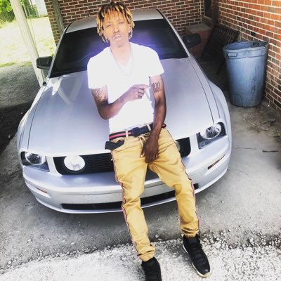 #HUNDO Gang 💯🤘🏾#OTG| Artist🎶, Entrepreneur💵| CEO of #HUNDOGANG | For booking or features contact me at hundomula@gmail.com |