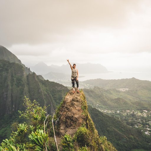 Part-time traveler with a serious case of wanderlust. IG: https://t.co/HZCQA8PEKW 
#travel