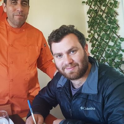 Villa Alegrino, Trabajador por cuenta propia, papá de Agu y Vico, un emprendedor, banquetero Dueño de #restobarelcorral inquieto absoluto!