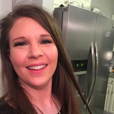 ShariCaldwell13's profile picture. Helping highlight your natural beauty. #naturalbased #loveyourskin #iambeautybyshari