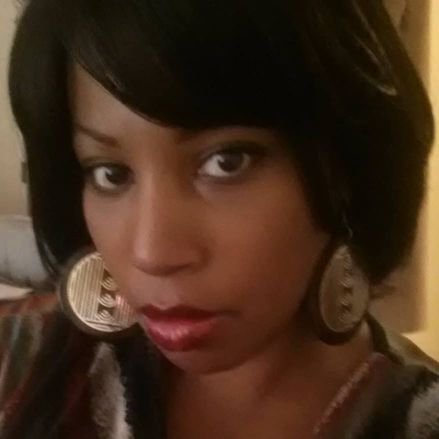 Joy21981352's profile picture. 😁