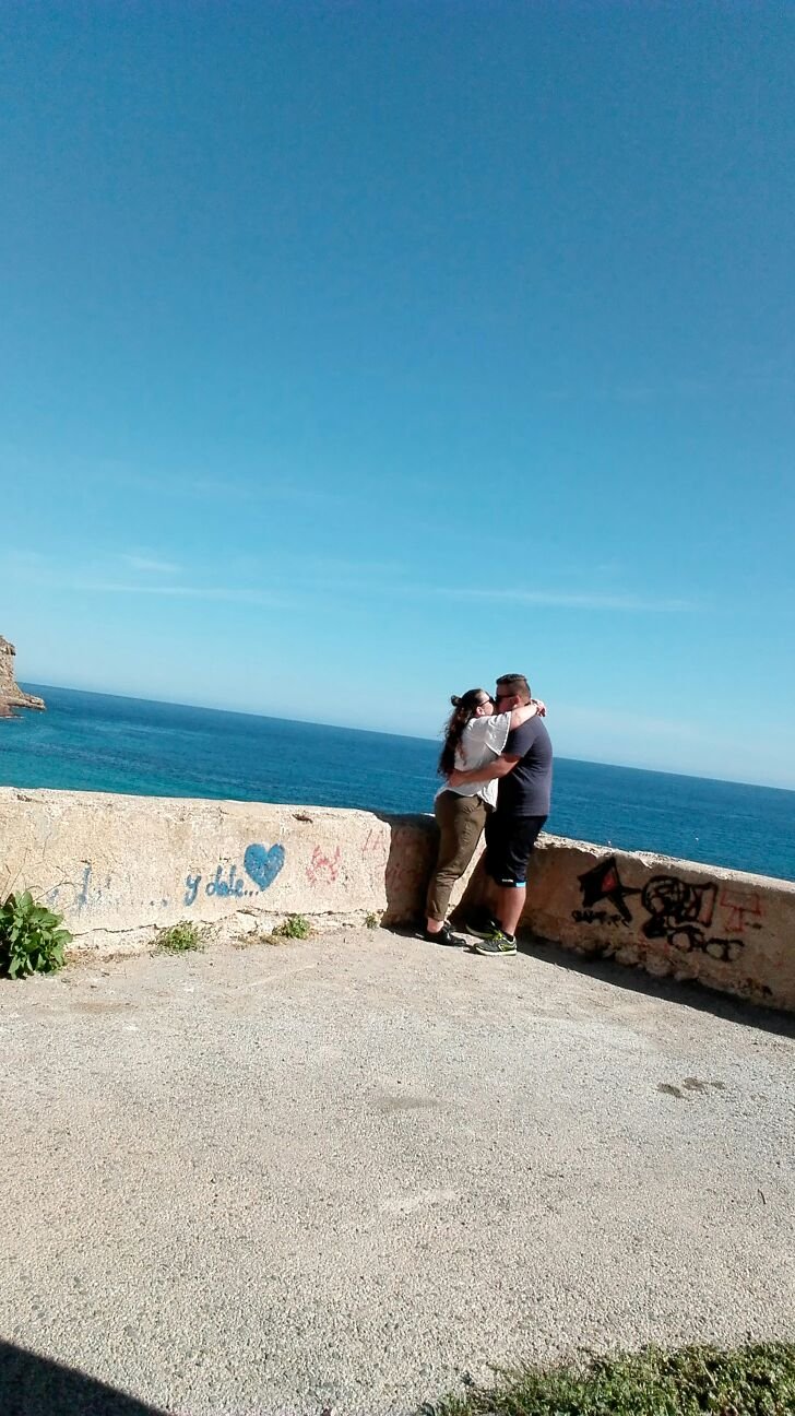 Albiuqi's profile picture. Tu piel ocupando una plaza en el mundo. Estarás siempre en mí, Seguirás brillando vayas donde vayas👸👼❤.Voy sin rumbo. XVII❤