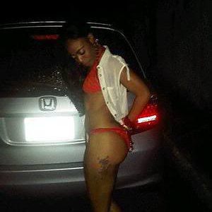 SexySuzett's profile picture. 