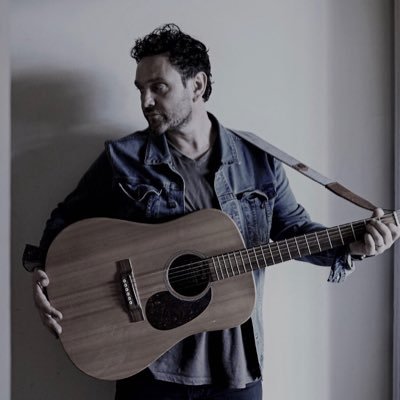 Australian Singer-Songwriter // New Single
Please Don't Cry ( feat. Neil Finn):
Watch Music Video here https://t.co/40ORermzWZ