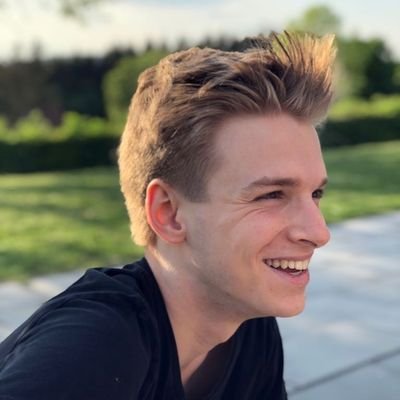 Maxim Van de Wynckel Profile