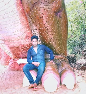 My name is chinmaya jena;I pass out +2 science . I live in BBSR .