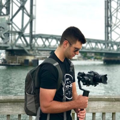 Videographer | Photographer | Aspiring Jedi  https://t.co/hVDpNJfKQs