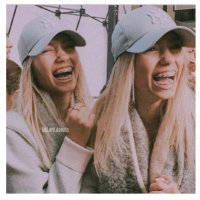 lisa & lena(@Dresslikelisaa1) 's Twitter Profile Photo