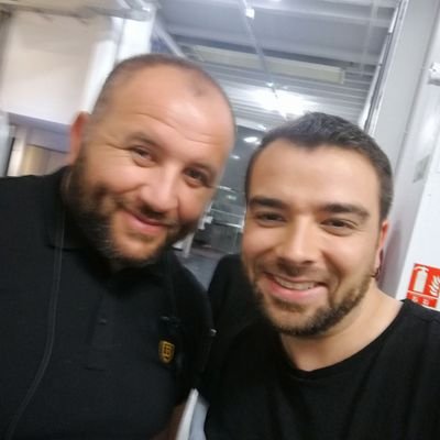 Lulu fan @cyrilhanouna et fan de télé et surtout de sport et chroniqueur d un jour à @tpmp