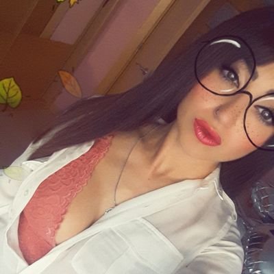 sheilamartinezg's profile picture. Estudiante de pedagogía y magisterio-unav  JSA~                                     MIS NIÑASSS!