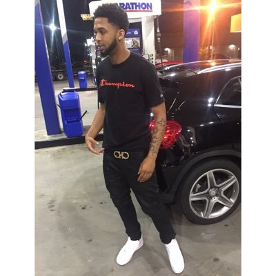 #JUCOMADE chase it tell yu get it 💰Sc-balloutsnaps