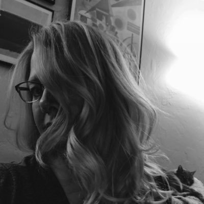 fleur0112's profile picture. 