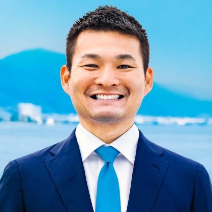 日本共産党。2021年衆院選滋賀3区に「市民と野党の統一候補」として立候補しました。
反戦平和が活動の原点。若者の願い実現が原動力。くらしに憲法を。経済に民主主義を。
音楽と漫画と小説が心の栄養源。