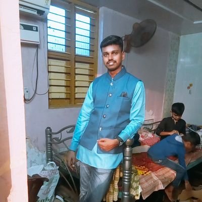 Mohanpriyan143's profile picture. cool & clam person...